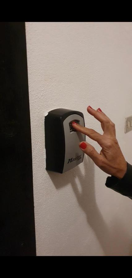 Piazza Martiri Rooms كالياري المظهر الخارجي الصورة
