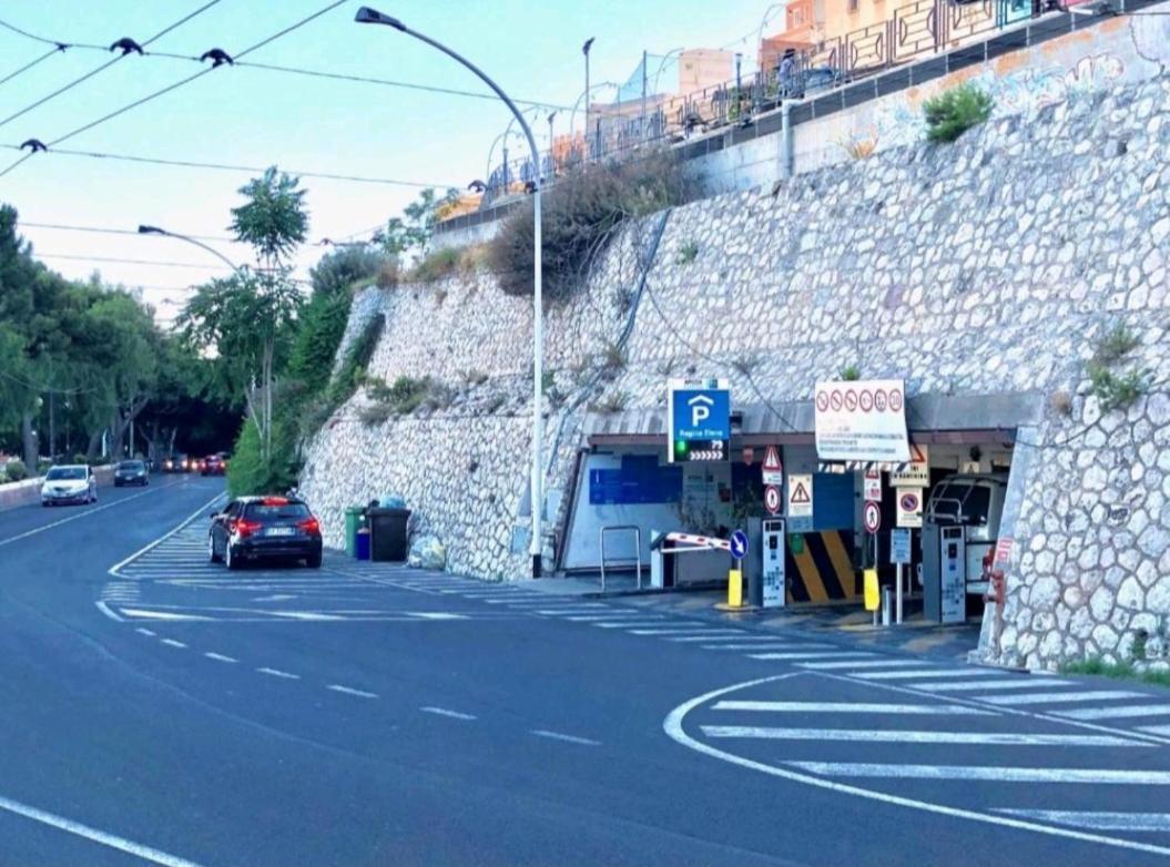 Piazza Martiri Rooms كالياري المظهر الخارجي الصورة