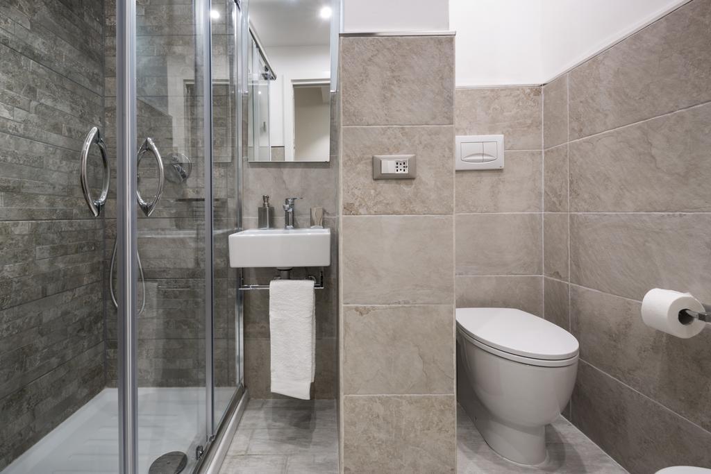 Piazza Martiri Rooms كالياري الغرفة الصورة